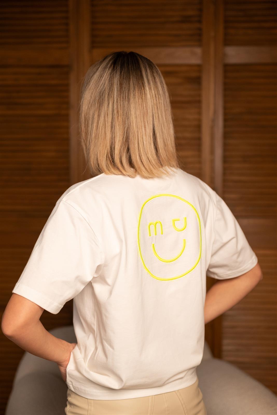 Smiley Milk Tshirt