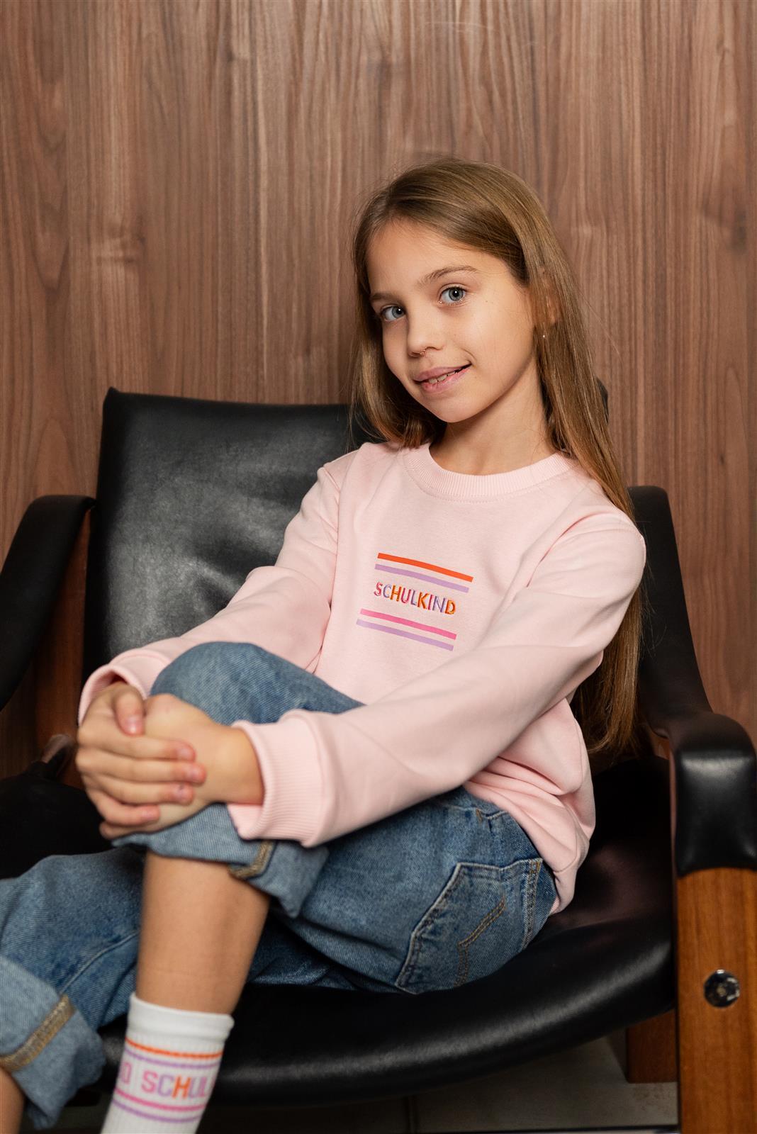 Schulkind Pullower Rosa
