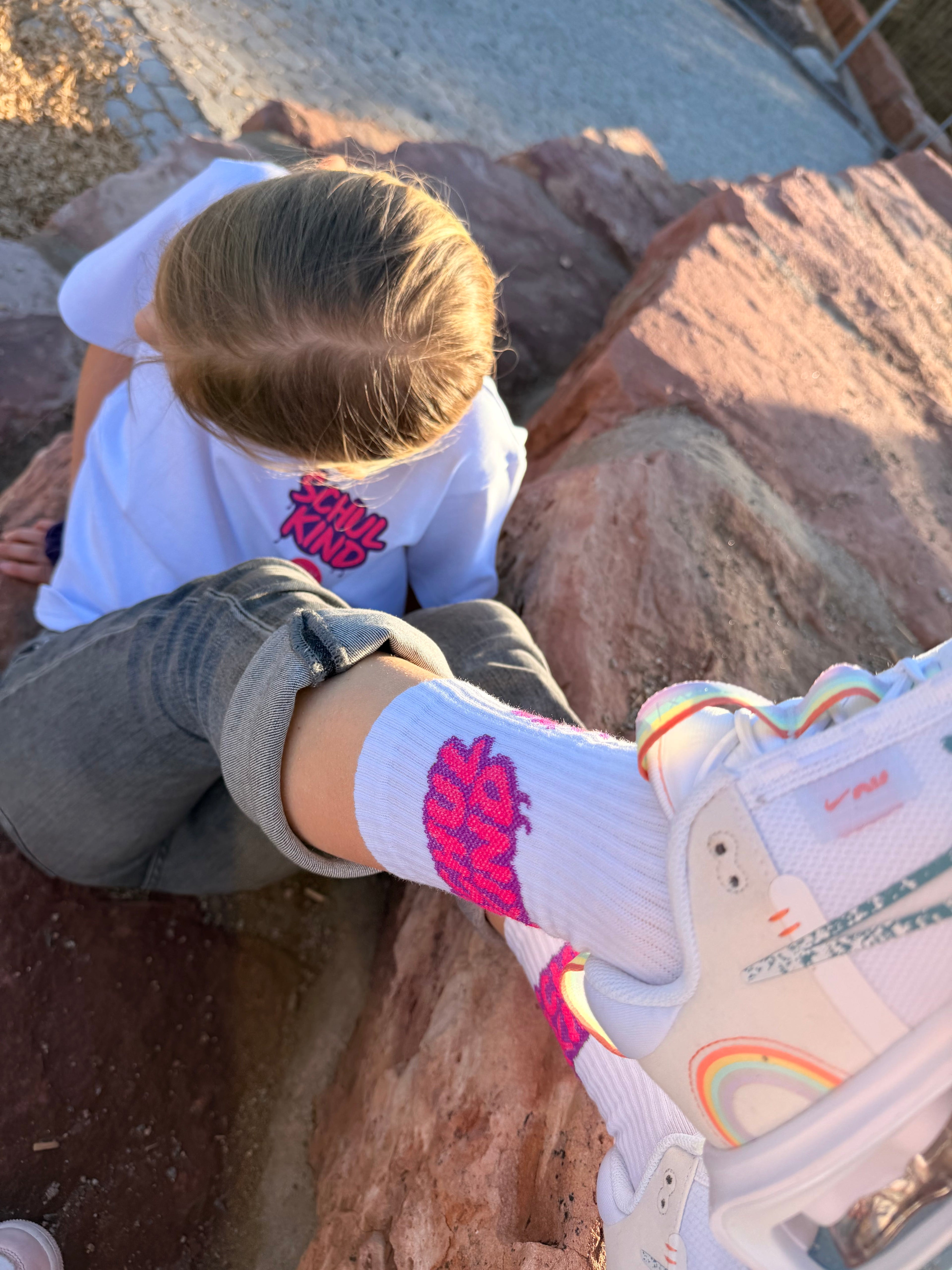 Schulkind Graffiti Pink